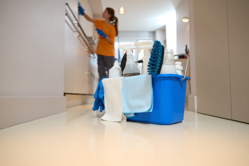 close up picture of basket with detergents